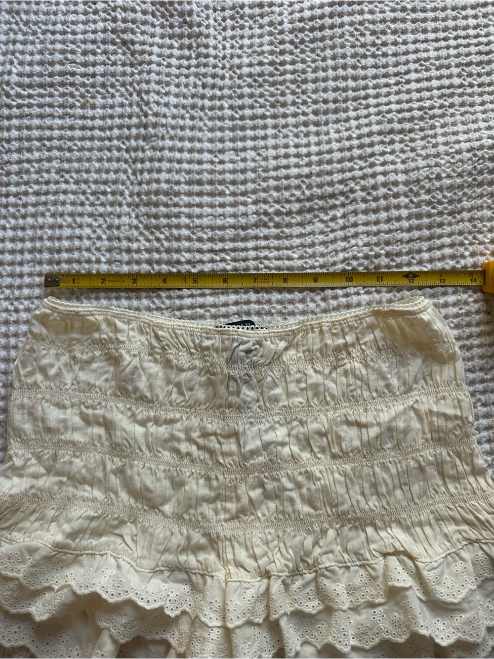 Cream Ruffle Lace Tiered Bloomer Shorts - Picture 4 of 4